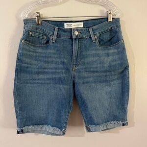 Signature Levi Strauss Mid Rise Bermuda Shorts Womens Size 14